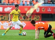 米兰,-广州恒大将于本周末与大连一方交锋，两队实力均不容小视