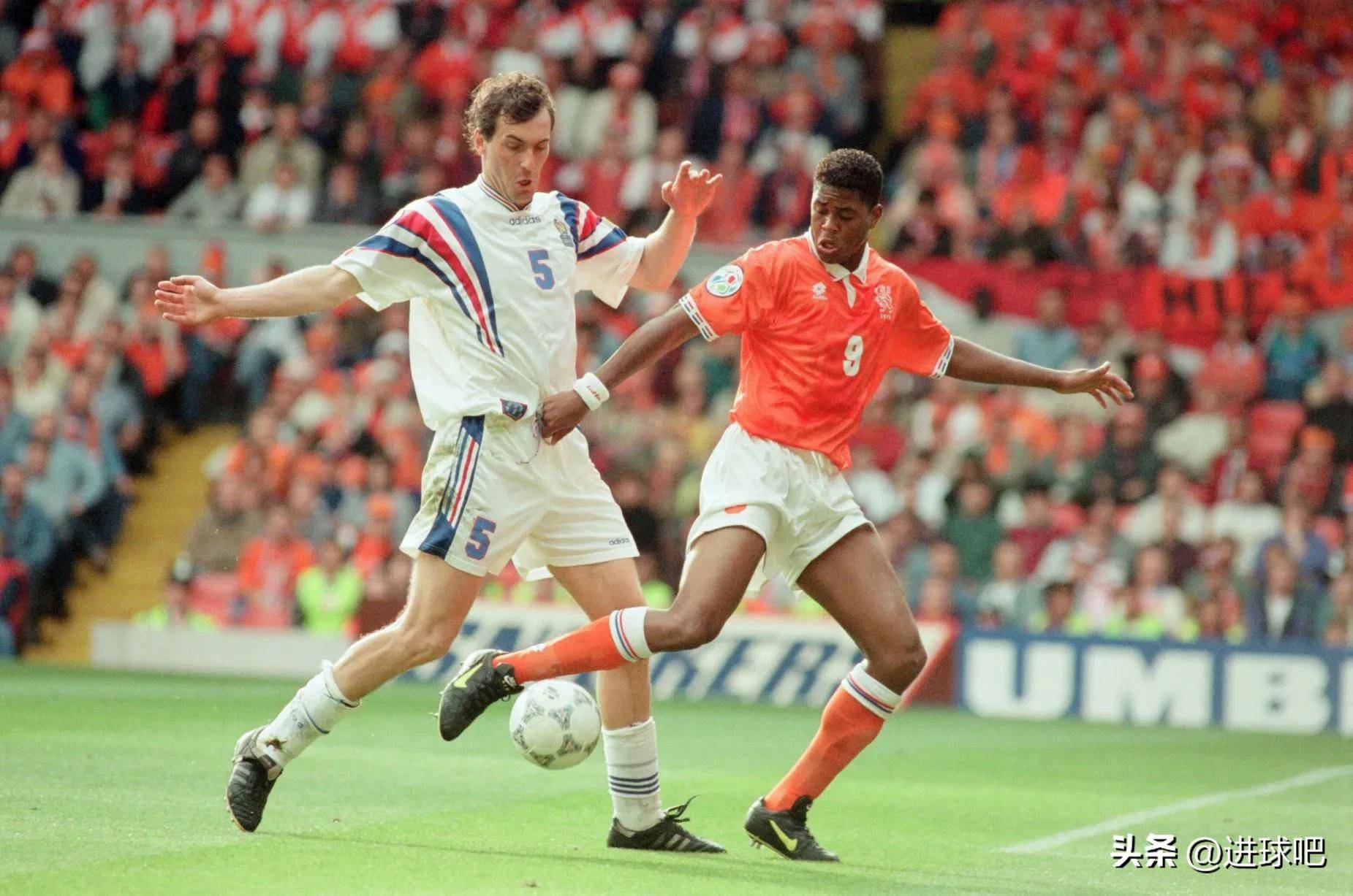 关于欧洲篮球联赛：法国队获胜晋级十六强的信息