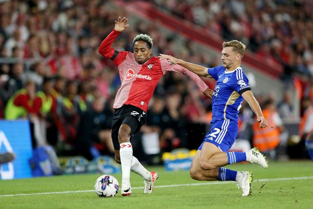 福建队两连败，战绩逐渐滑落球队面临艰难局面