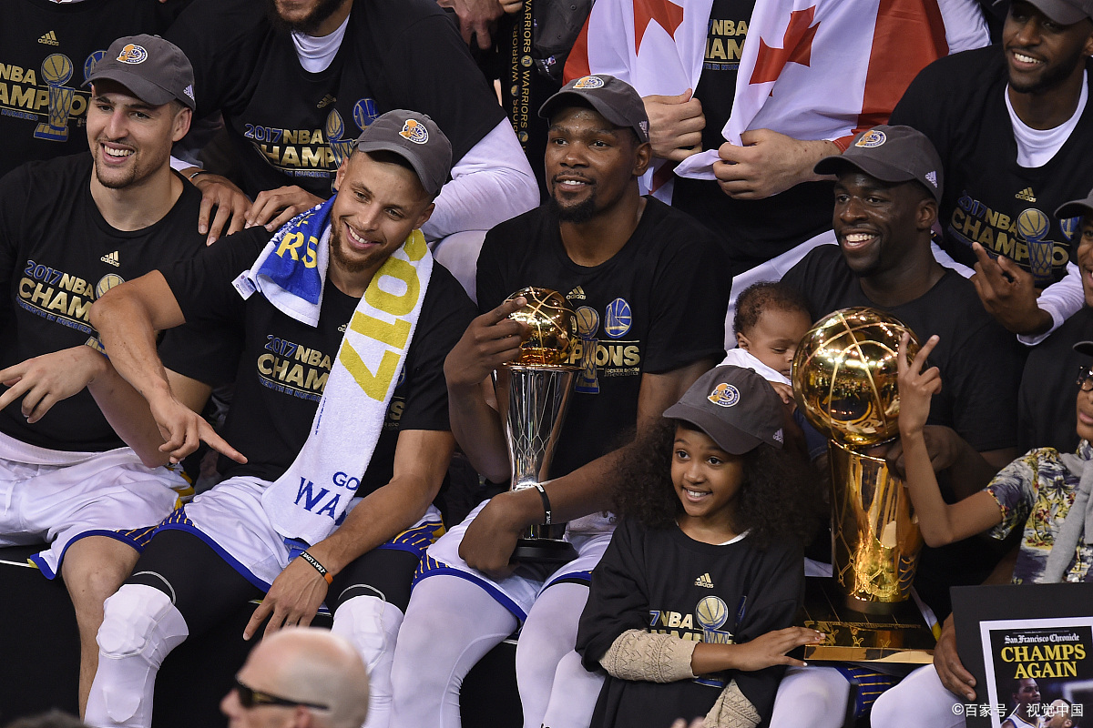 澳洲篮球明星加盟美国NBA联赛