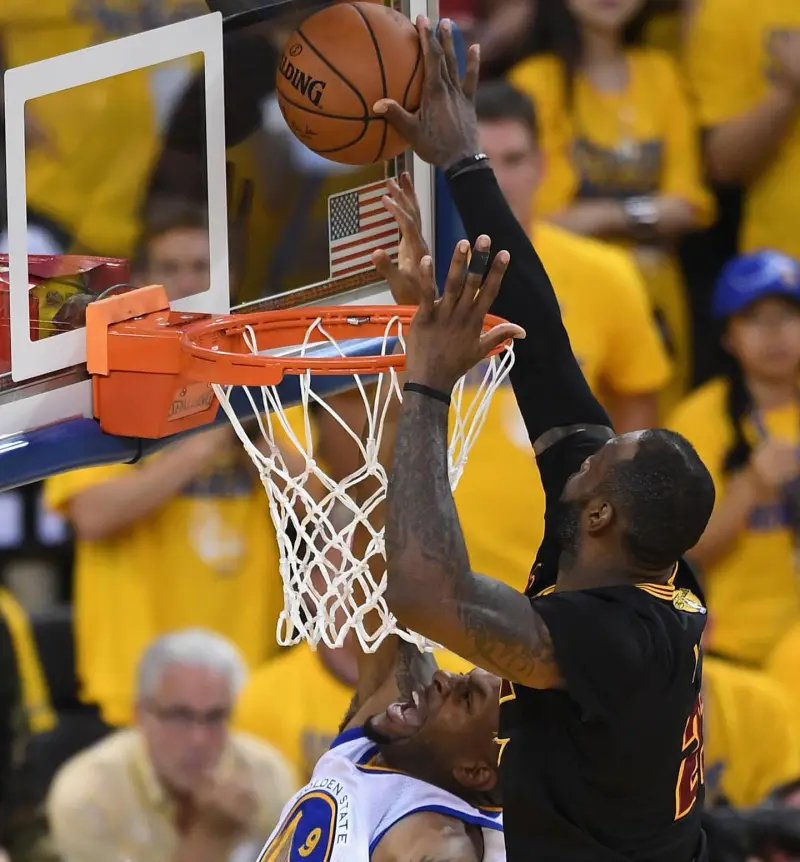 包含勇士B队绝杀意大利男篮，欧文惊艳世界的词条